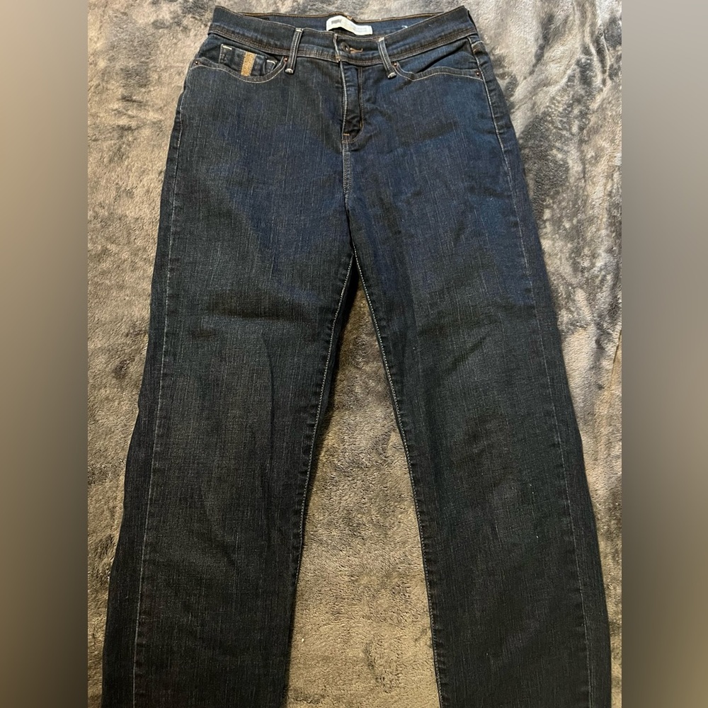 Darkwash Levi’s 512 perfectly slimming straight leg jeans